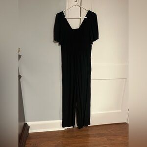 Old Navy women’s black pants jumpsuit